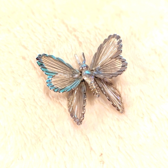 Vintage Monet Silvertone Butterfly Brooch - Picture 1 of 6